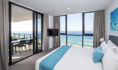 Boardwalk Burleigh Beach - Official - Gold Coast 4U 4