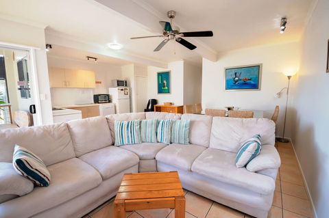 Airlie Apartments - 1 Gold Coast 10