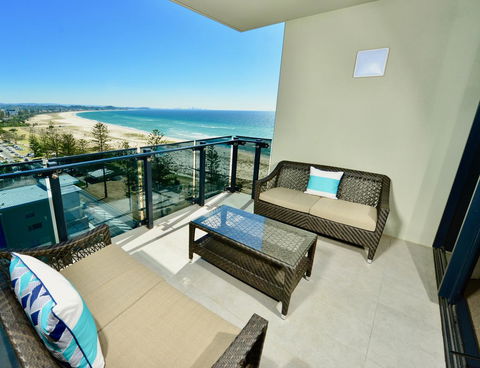 Iconic Kirra Beach Resort - Gold Coast 4U 5