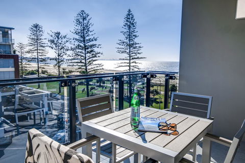 Iconic Kirra Beach Resort - Gold Coast 4U 17