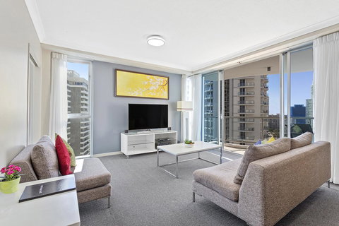 Beach Stay - Ocean & Riverview Resort Chevron Renaissance Central Surfers Paradise - Accommodation Gold Coast 7