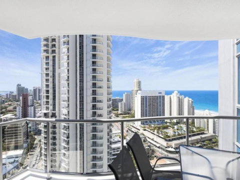 Beach Stay - Ocean & Riverview Resort Chevron Renaissance Central Surfers Paradise - Accommodation Gold Coast 25