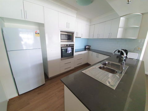 Broadbeach Holiday Apartments - Accommodation Gold Coast 10