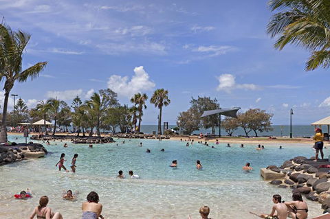 Proximity Waterfront Apartments - Accommodation Gold Coast 1