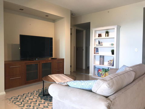 Proximity Waterfront Apartments - Accommodation Gold Coast 20