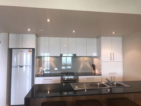 Proximity Waterfront Apartments - Accommodation Gold Coast 7