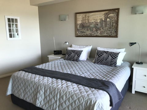 Proximity Waterfront Apartments - Accommodation Gold Coast 19