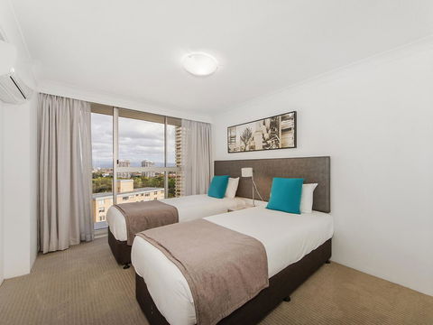 Sunbird Beach Resort Main Beach - 1 Gold Coast 28
