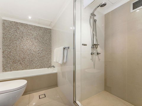 Sunbird Beach Resort Main Beach - 1 Gold Coast 20