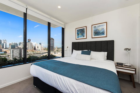 Ivy And Eve Apartments By CLLIX - Accommodation Gold Coast 24