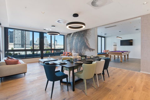 Ivy And Eve Apartments By CLLIX - Accommodation Gold Coast 15