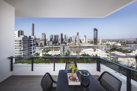Ivy And Eve Apartments By CLLIX - Accommodation Gold Coast 0