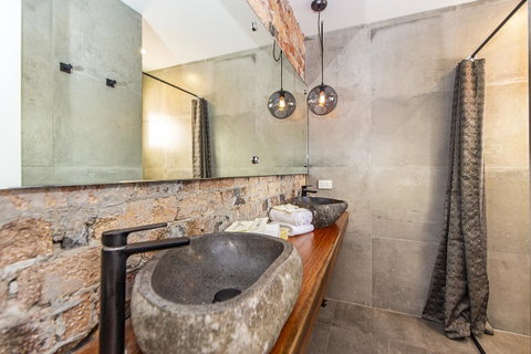 The Pink Hotel Coolangatta - Accommodation Gold Coast 8