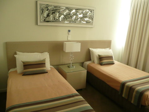 Grosvenor Beachfront Apartments Surfers Paradise - Accommodation Gold Coast 20