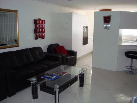 Grosvenor Beachfront Apartments Surfers Paradise - Accommodation Gold Coast 36