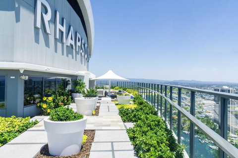 Rhapsody Resort - Official - Accommodation Gold Coast 1