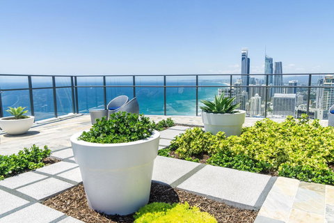 Rhapsody Resort - Official - Accommodation Gold Coast 4