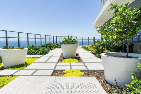 Rhapsody Resort - Official - Accommodation Gold Coast 3