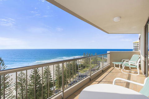 Columbia Beachfront Apartments On Rainbow Bay - Accommodation Gold Coast 43