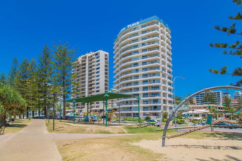 Columbia Beachfront Apartments On Rainbow Bay - Accommodation Gold Coast 3