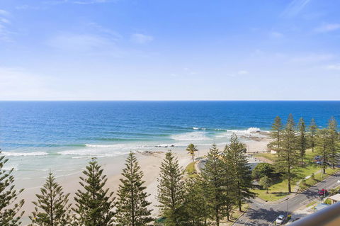 Columbia Beachfront Apartments On Rainbow Bay - Accommodation Gold Coast 42