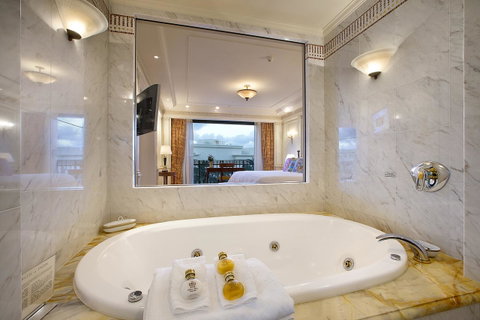 Imperial Hotel Gold Coast - Accommodation Gold Coast 6