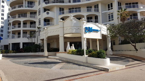 APR Private SUITES MOROC By The Beach - Accommodation Gold Coast 7
