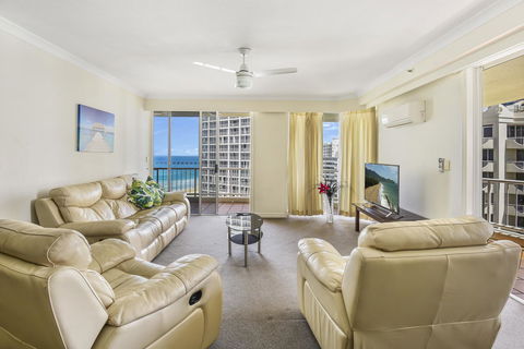 APR Private SUITES MOROC By The Beach - Accommodation Gold Coast 20