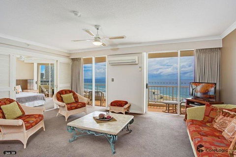 APR Private SUITES MOROC By The Beach - Accommodation Gold Coast 25