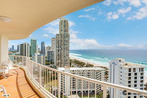 APR Private SUITES MOROC By The Beach - Accommodation Gold Coast 26