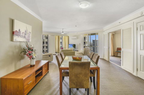 APR Private SUITES MOROC By The Beach - Accommodation Gold Coast 24