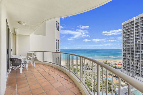 APR Private SUITES MOROC By The Beach - Accommodation Gold Coast 14