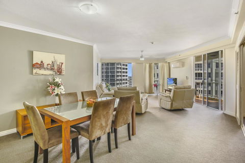 APR Private SUITES MOROC By The Beach - Accommodation Gold Coast 23