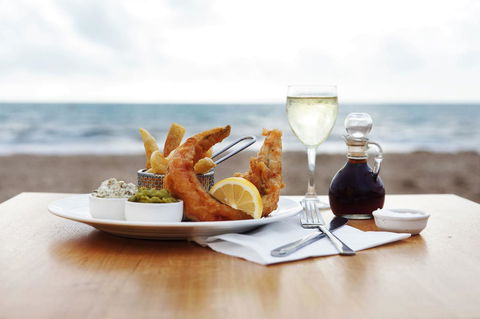Seacrest Beachfront Apartments Surfers Paradise - Accommodation Gold Coast 38
