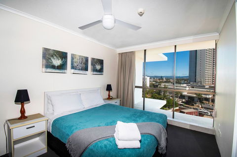 Seacrest Beachfront Apartments Surfers Paradise - Accommodation Gold Coast 27