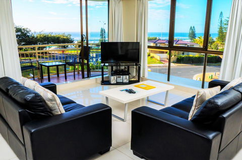 Seacrest Beachfront Apartments Surfers Paradise - Accommodation Gold Coast 35