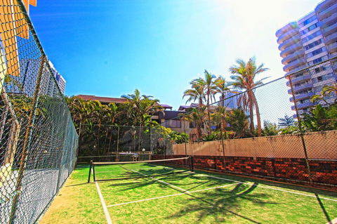Seacrest Beachfront Apartments Surfers Paradise - Accommodation Gold Coast 16