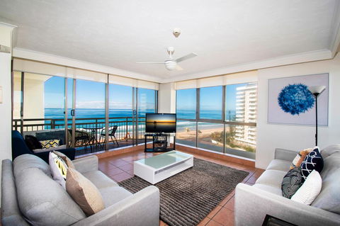 Seacrest Beachfront Apartments Surfers Paradise - Accommodation Gold Coast 2