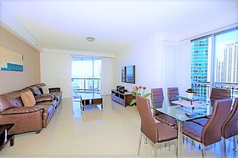 The Towers Of Chevron Renaissance - Holidays Gold Coast - Accommodation Gold Coast 30