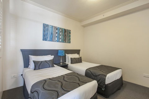 Crystal Bay On The Broadwater - Accommodation Gold Coast 14