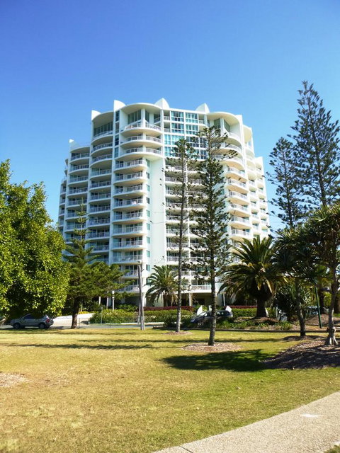 Crystal Bay On The Broadwater - Accommodation Gold Coast 2
