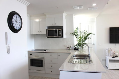 Crystal Bay On The Broadwater - Accommodation Gold Coast 12