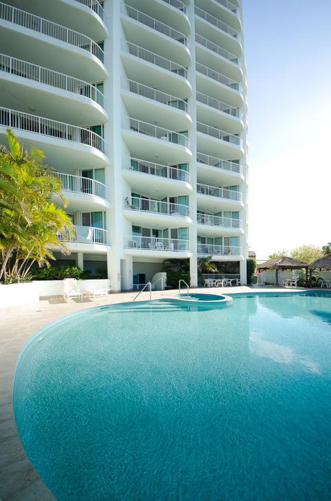 Crystal Bay On The Broadwater - Accommodation Gold Coast 5