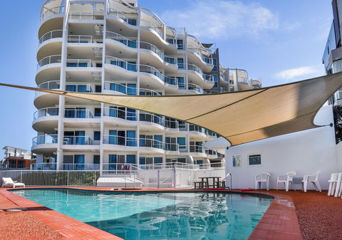 Regency On The Beach - Accommodation Gold Coast 2