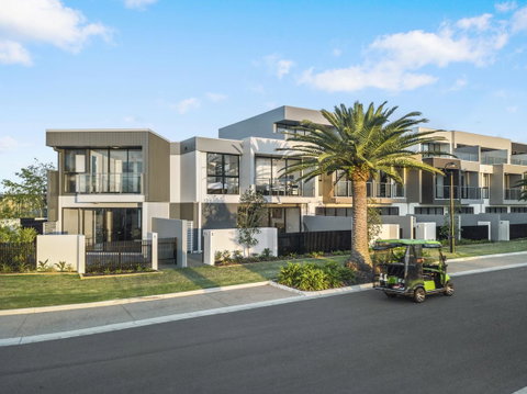 The Residences At The Peninsula - Accommodation Gold Coast 1