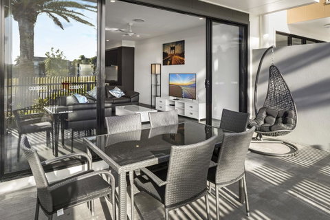 The Residences At The Peninsula - Accommodation Gold Coast 15