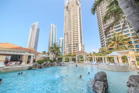Towers Of Chevron - Private Apartment - Accommodation Gold Coast 0