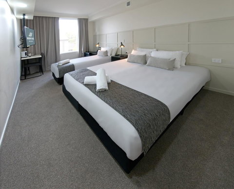 Woodroffe Hotel - Accommodation Gold Coast 13