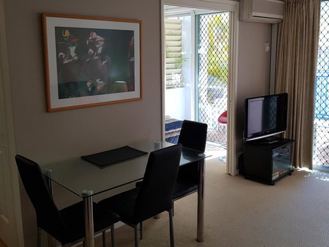Surfers Beach Resort One - Accommodation Gold Coast 19