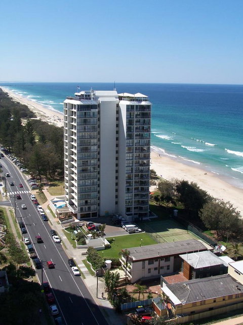 Golden Sands On The Beach - Absolute Beachfront Apartments - Accommodation Gold Coast 13